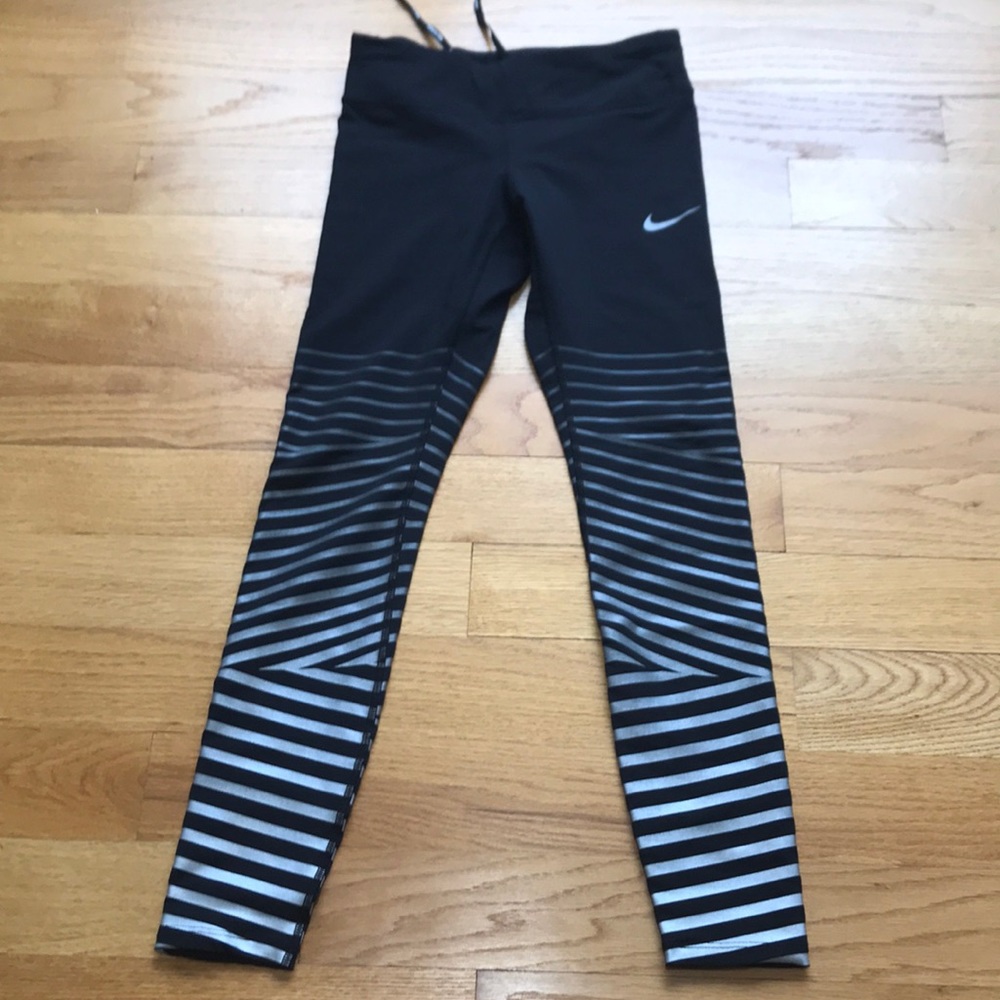 Nike dri fit leggings